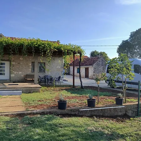 Zavicajna Kuca Sakota - Kozice Apartman *